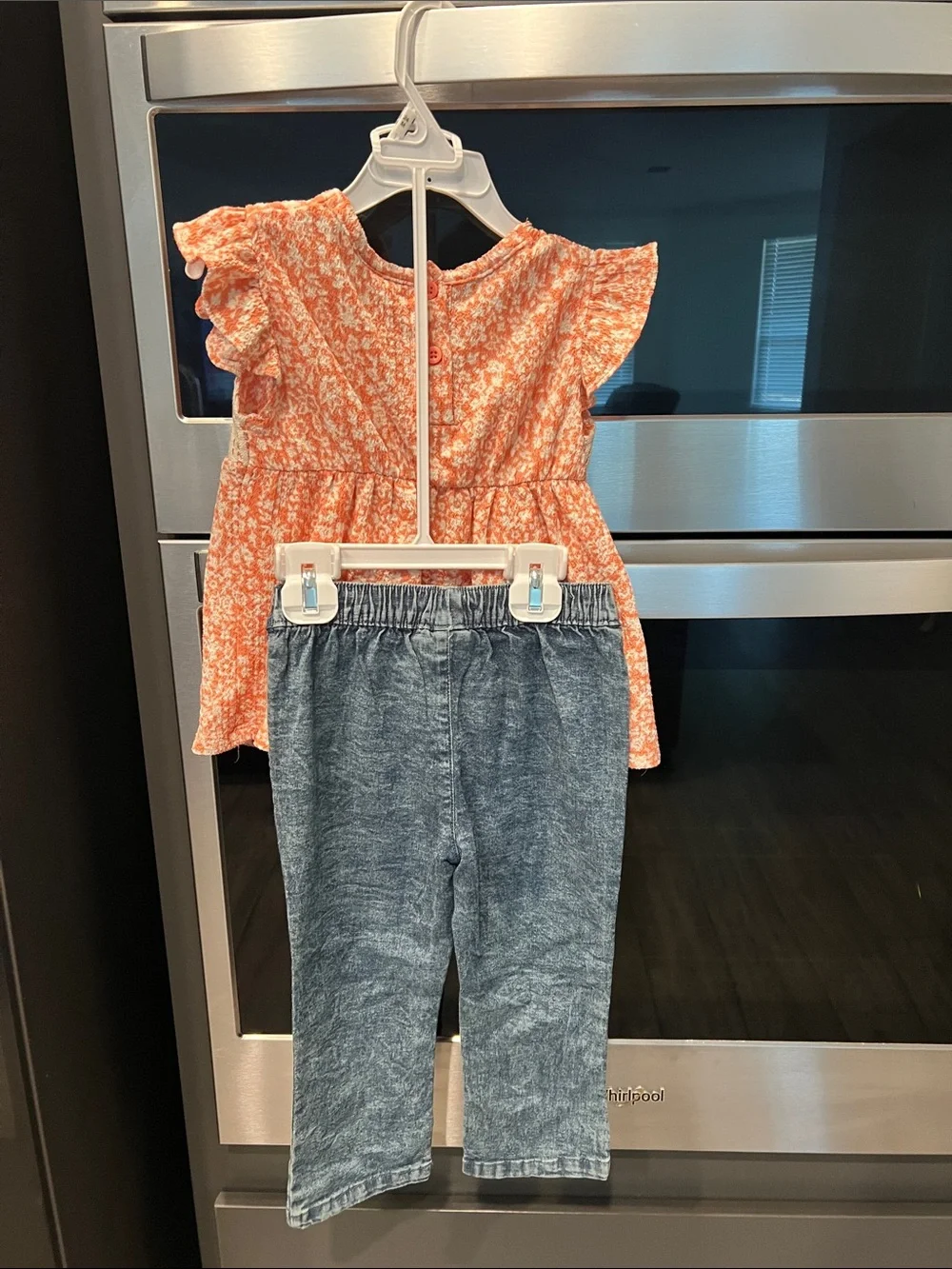 Daisy Fuentes lightweight crochet